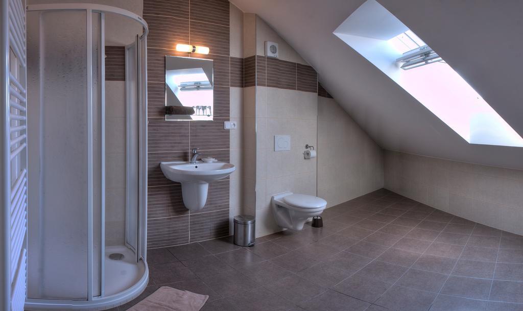 Penzion Na Dlouhe Uherske Hradiste Room photo